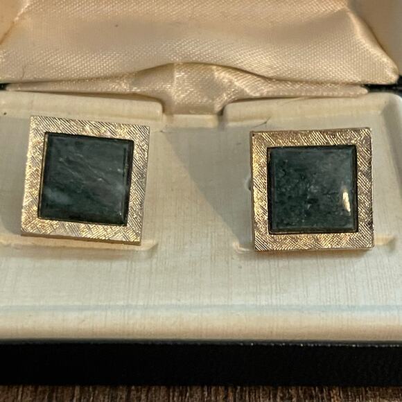 Royale Vintage Y2K Cufflink Golden Tone Green Faux Stone - Picture 2 of 6